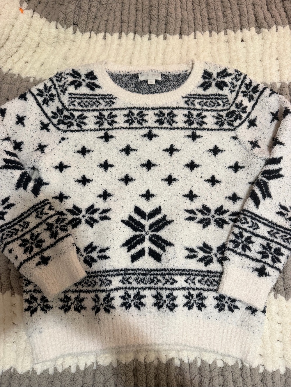 Barefoot dreams cozy chic seaside crewneck
Pullover size large - Picture 2 of 4